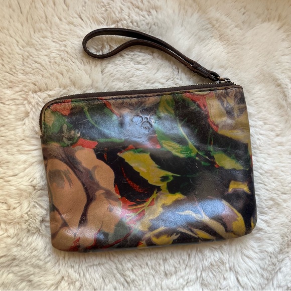 Patricia Nash Floral Cassini Leather Wristlet - Picture 1 of 6